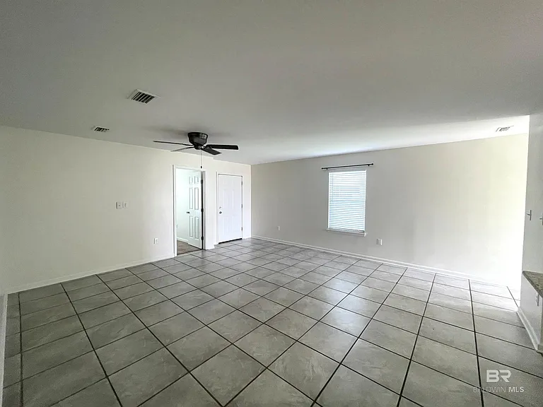 15142 Marem Dr — Photo 28