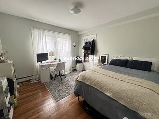 94 Heath St #1T — Photo 3