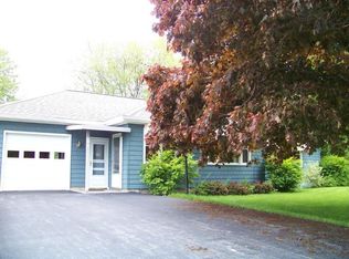 2015 Indian Falls Rd, Corfu, NY 14036