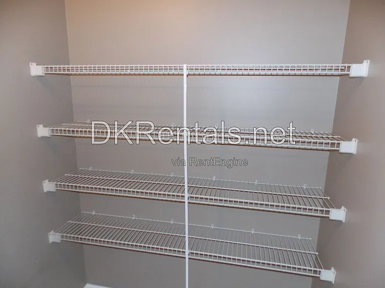 2160 Denson Ln S — Photo 17