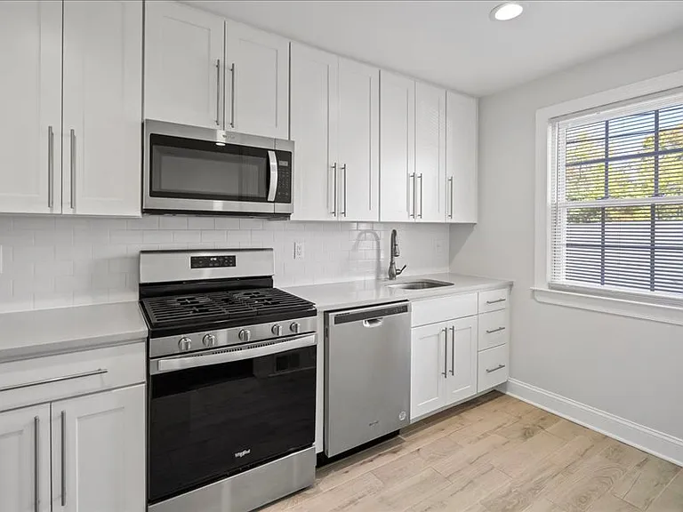 Towne Gardens Townhomes — Photo 50