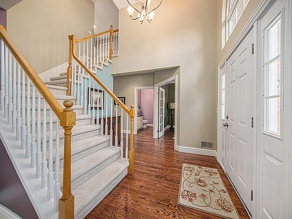 2nd image of 2650 White Oak Dr