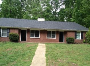670 Jackson View Rd, Suwanee, GA 30024