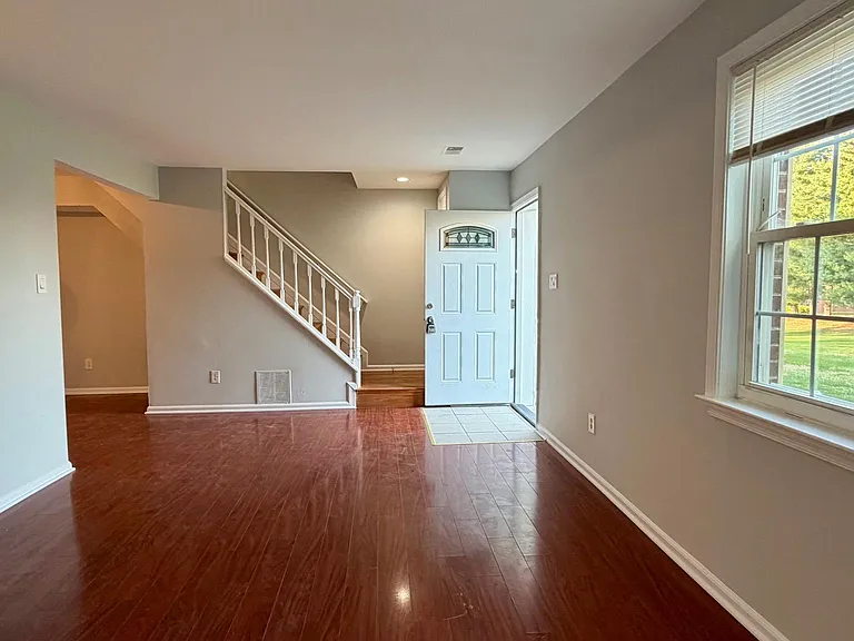 9798 Hagel Cir — Photo 2