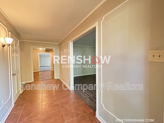 3rd image of 6233 Haddington Dr