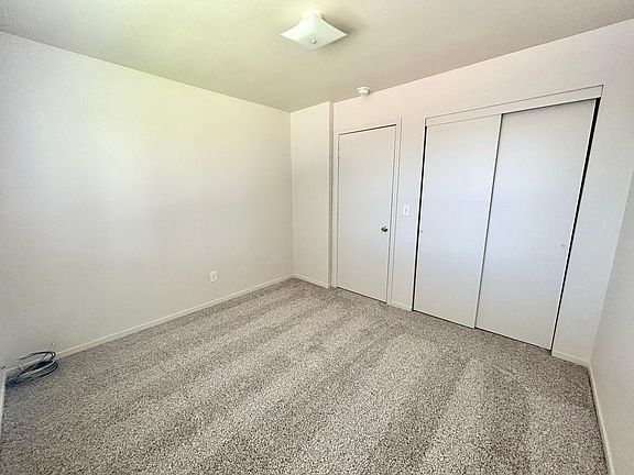 4th image of 1181 Townhouse Cir APT C