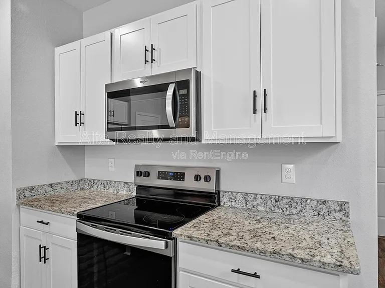 14757 Cashew Ave — Photo 16