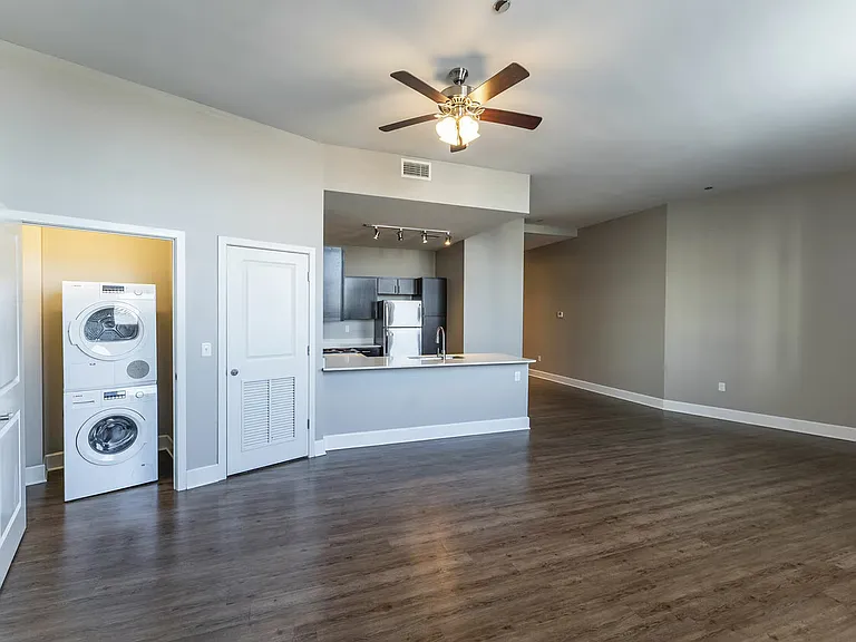 Heer's Luxury Living — Photo 32