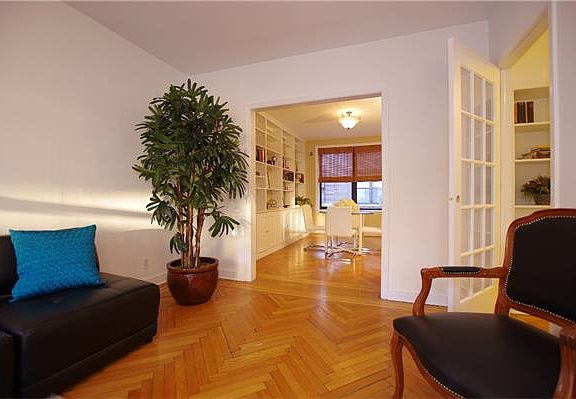4th image of 880 W 181st St APT 3-D