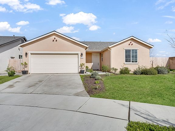2nd image of 1314 W Sawtooth Place