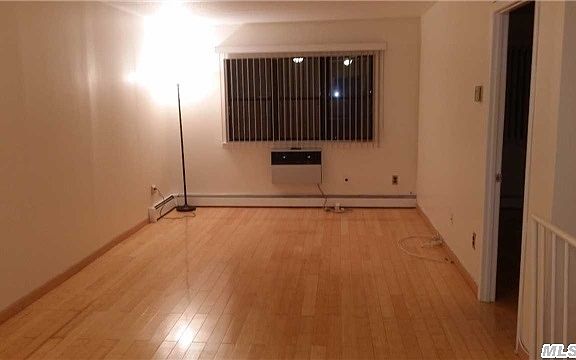 5th image of 6903 242nd St
