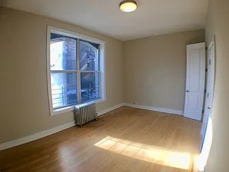 Rented by Uptown Property Group