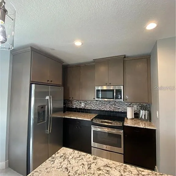 1500 State St #401 — Photo 4