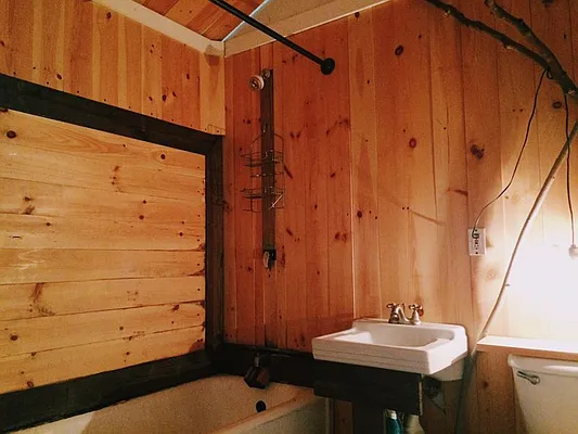 Rented by In Haus LLC | media 12