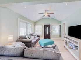 1253 40th St, Sarasota, FL