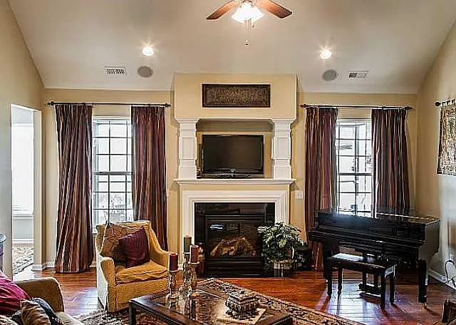2631 Crosland Hill Dr — Photo 14