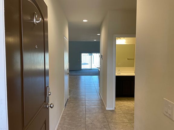 4th image of 30950 W Weldon Ave