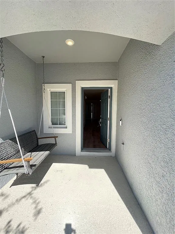 3 bed, 2.5 bath, 1365 sqft, $1,875 — Photo 3