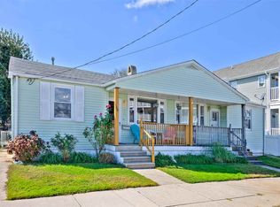 106 W Lavender Rd, Wildwood Crest, NJ 08260