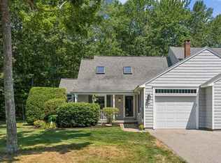 12 Oxford Ct #12, Kennebunk, ME 04043