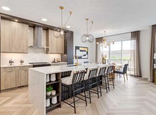 560 S Walgrove Blvd SE, Calgary, AB T2X 4Y7