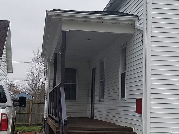 2nd image of 507 Trumbull St