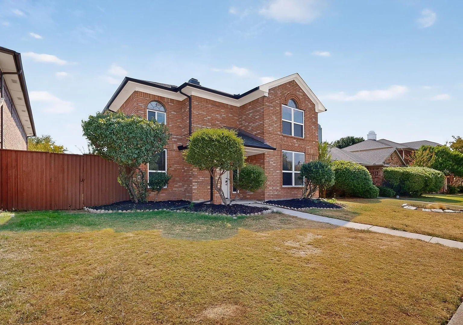 Newly Renovated Home In Carrollton Tx Calling You Home — Photo 4