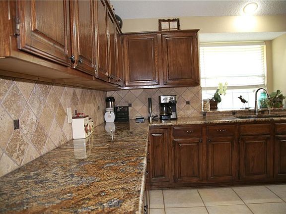 2nd image of 2105 Wentworth Dr