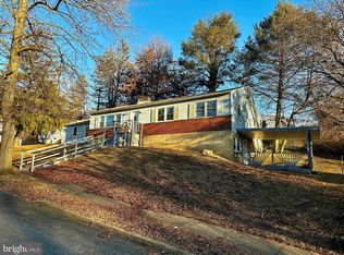 5 Adams Dr, Coatesville, PA 19320