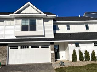 2141 Bay Dr, Lino Lakes, MN 55038