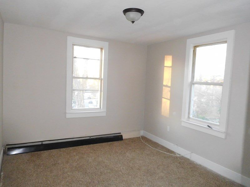 2nd image of 2722 Latona Rd