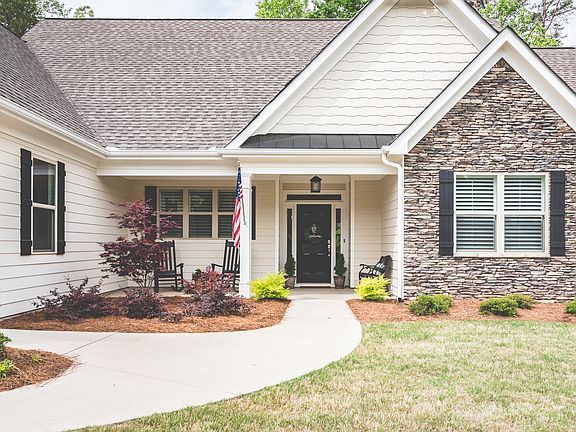 2nd image of 51 Dawson Manor Ct