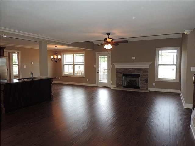 2nd image of 66 Ivy Bend Cir