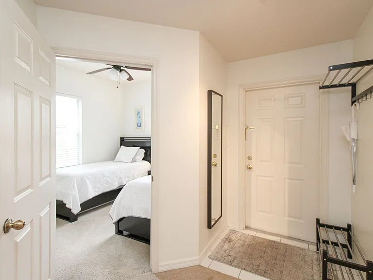519 Roma Ct #3208 — Photo 4