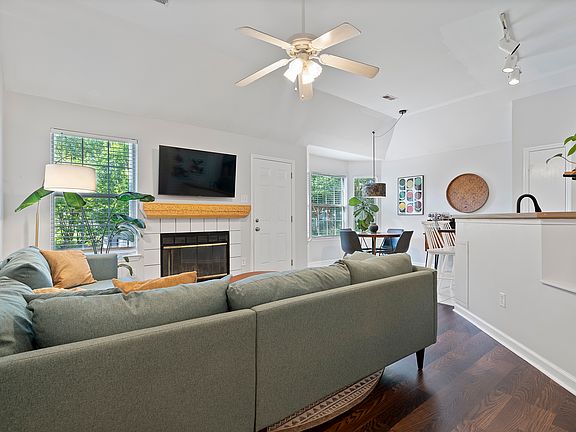 2nd image of 223 Cypress Creek Dr
