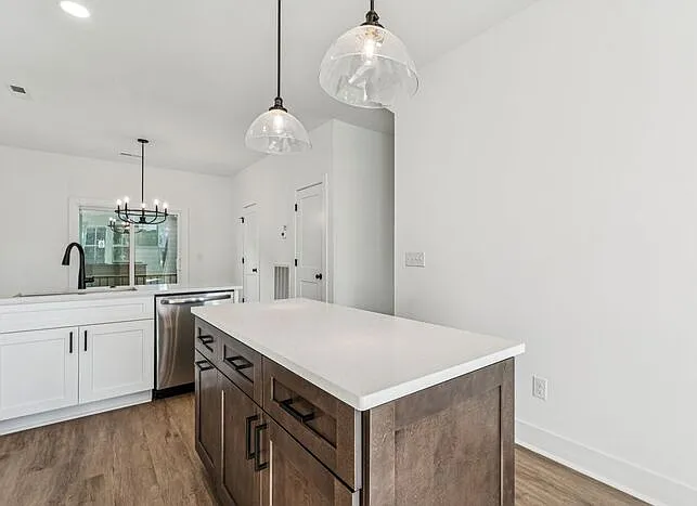 5019 Grayton Aly — Photo 18