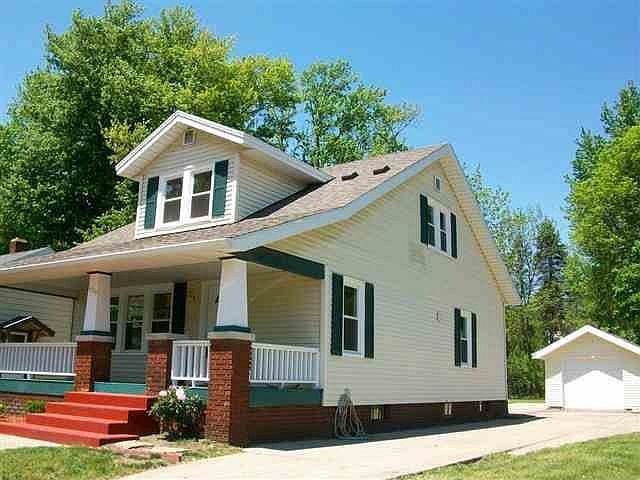 1st image of 1828 E Beardsley Ave