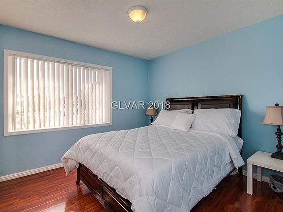 4th image of 1905 Bracken Ave