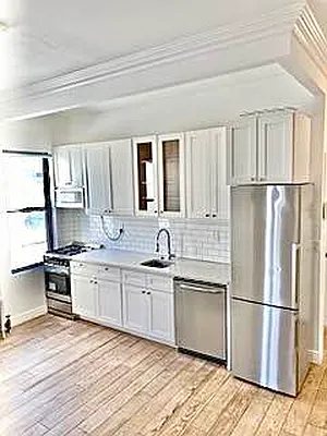 Rented by RealTegrity NY LLC | media 2