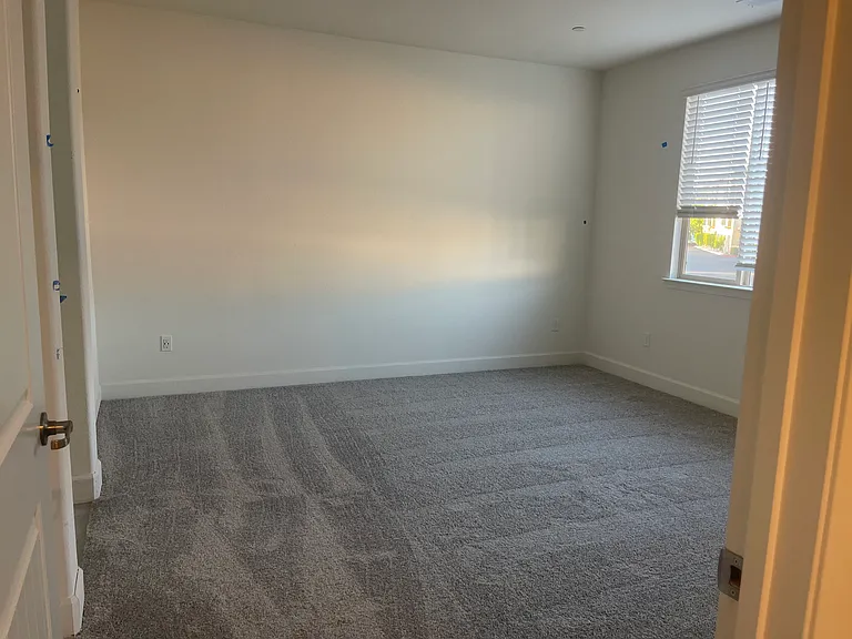 572 Knightsbridge Ct — Photo 20