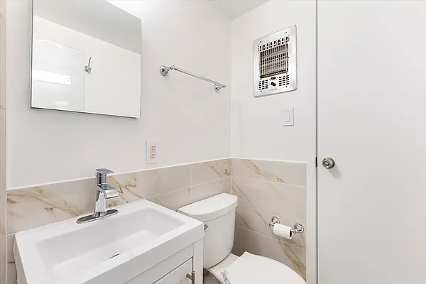 Rented by Edward Seisdedos, LREB | media 27