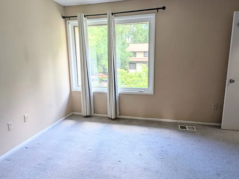 2294 White Cornus Ln — Photo 25