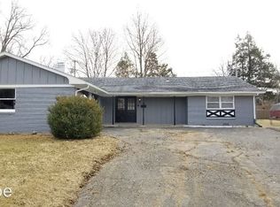 2113 Crestwood Dr, Anderson, IN 46016