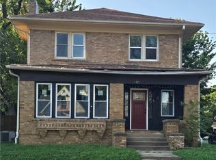 1221 Madison Ave, Charleston, IL 61920
