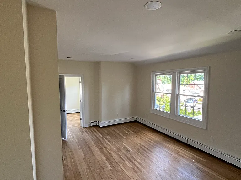 Allenwood Rd — Photo 8