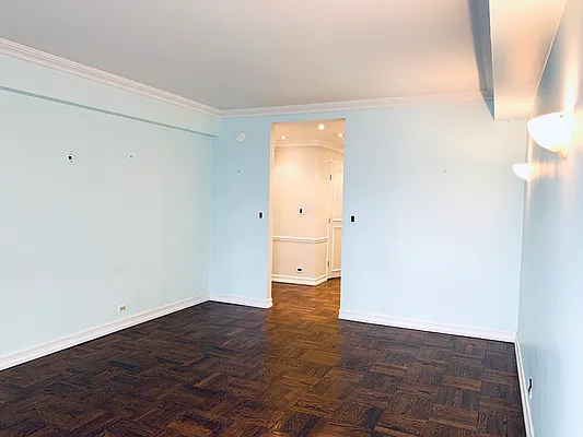 Rented by R New York | media 5