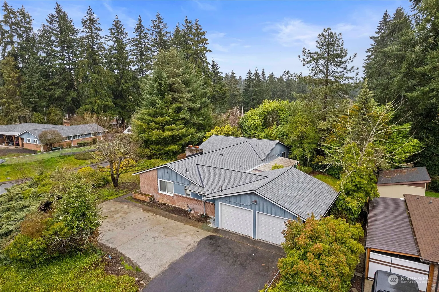 10901 Northstar Way SW photo 1