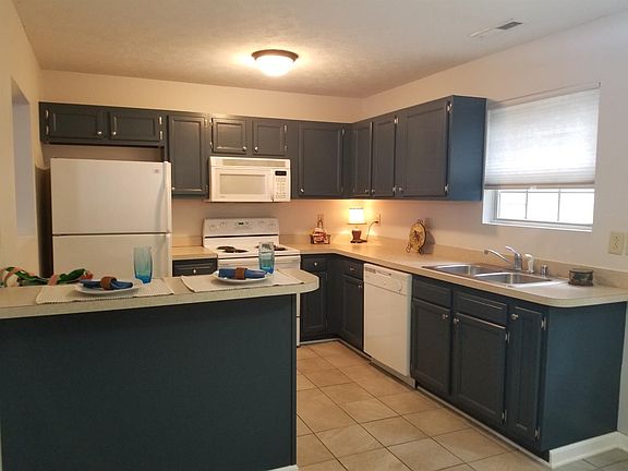 3rd image of 2934 Blairdon Cir