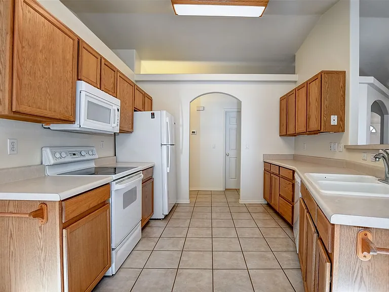 4261 N Tonopah Dr — Photo 11