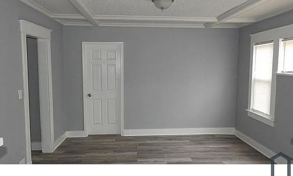 5th image of 3643 Indiana Ave